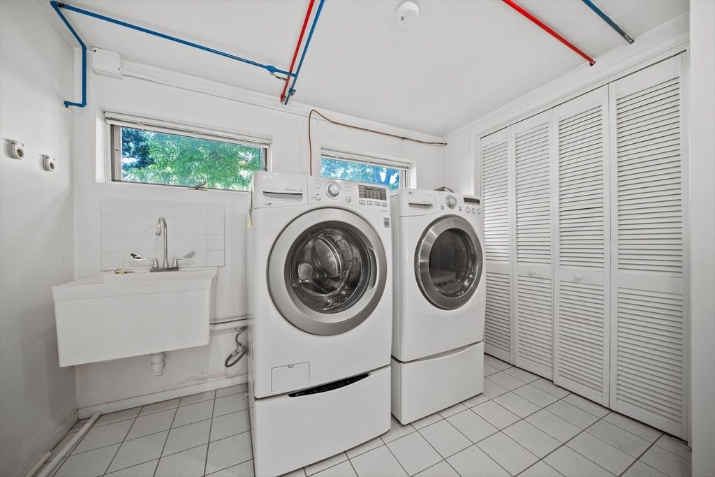 Interior, Utility Closets, Washer