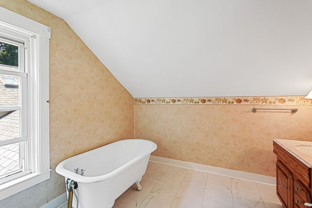 Bathroom, Free Standing Baths, Interior, Marble