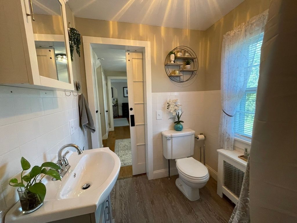 Bathroom, Interior, Wood Texture Flooring