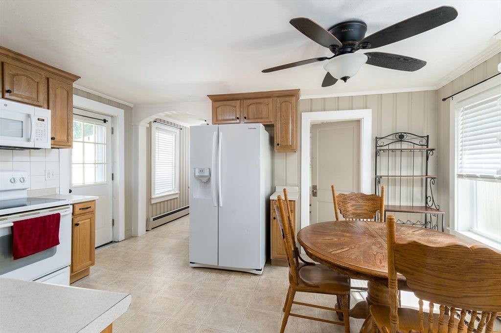 Dining room, Interior, Kitchen