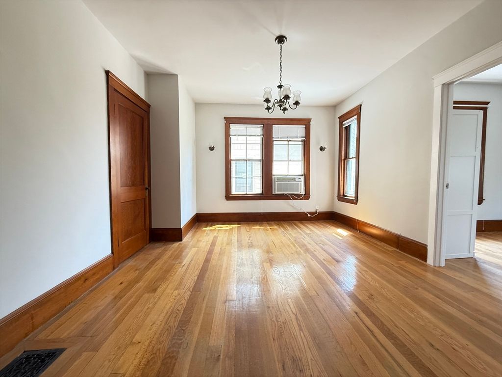 Chandelier, Empty room, Interior, Wood Texture Flooring