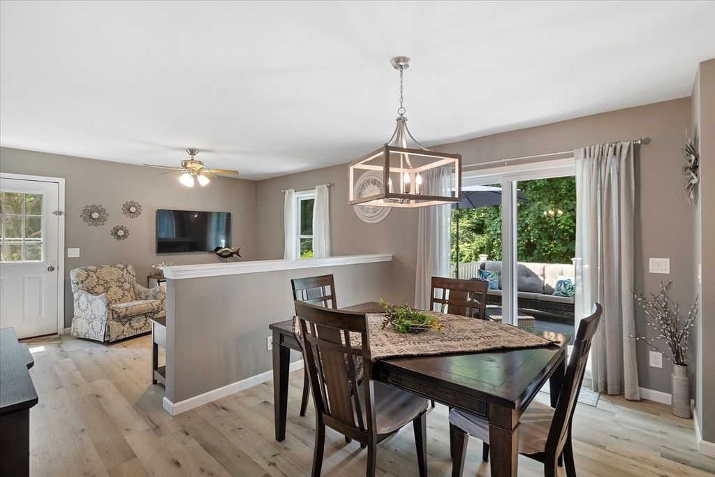 Dining room, Interior, Pendant Lights, Wood Texture Flooring
