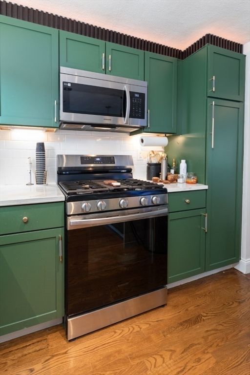 Interior, Kitchen, Stainless Steel Appliances, Wood Texture Flooring