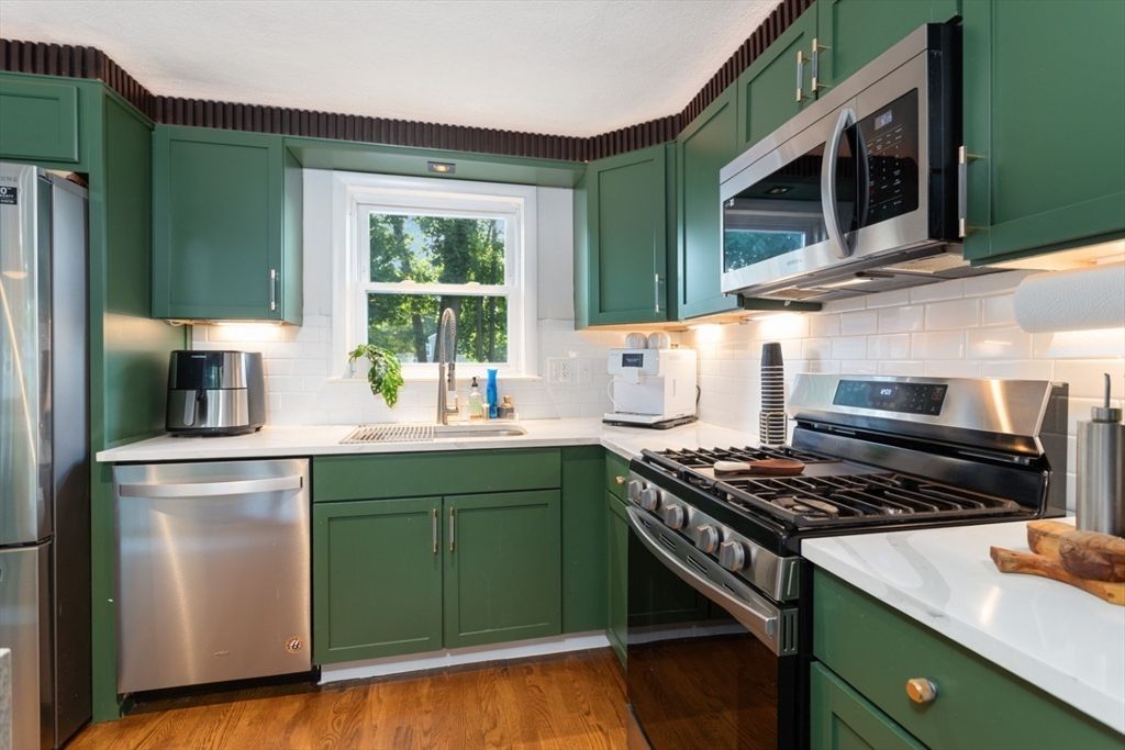 Interior, Kitchen, Stainless Steel Appliances, Wood Texture Flooring