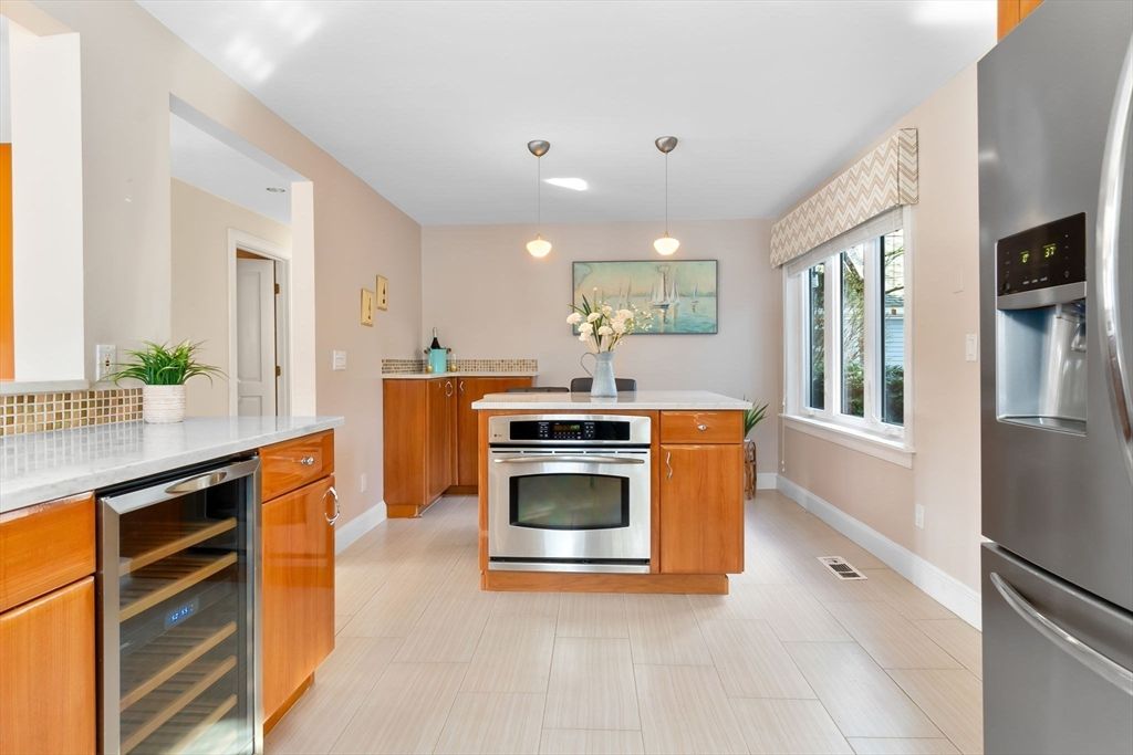Interior, Kitchen, Pendant Lights, Stainless Steel Appliances