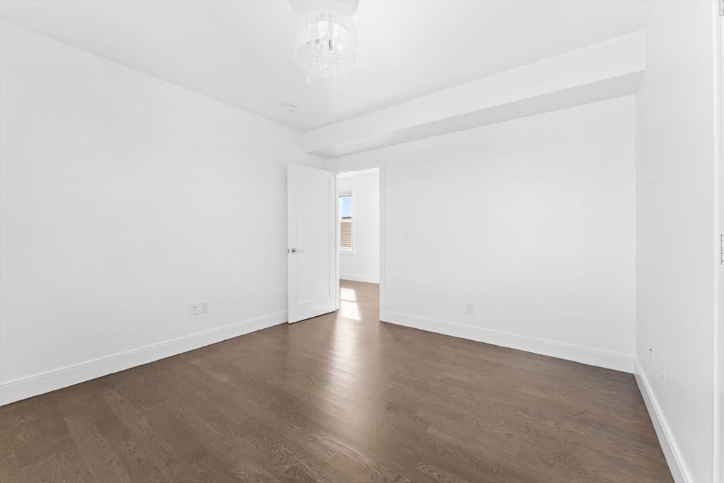 Chandelier, Empty room, Interior, Wood Texture Flooring