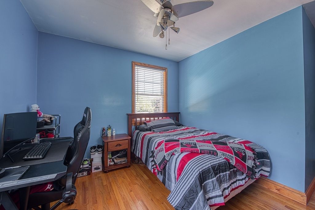 Bedroom, Home Office, Interior, Wood Texture Flooring