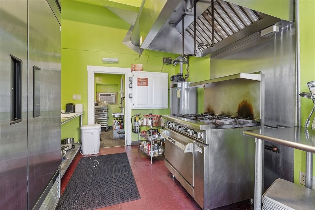 Interior, Kitchen, Stainless Steel Appliances