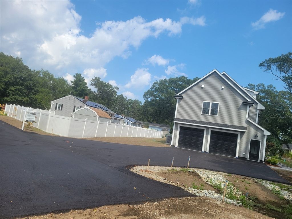 Attached, Exterior, Facade, Solar Panels, Farmhouse