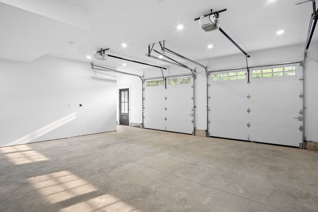 Garage, Interior, Recessed Lighting