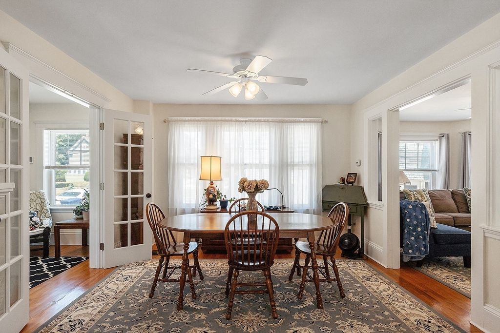 Dining room, Interior, Wood Texture Flooring