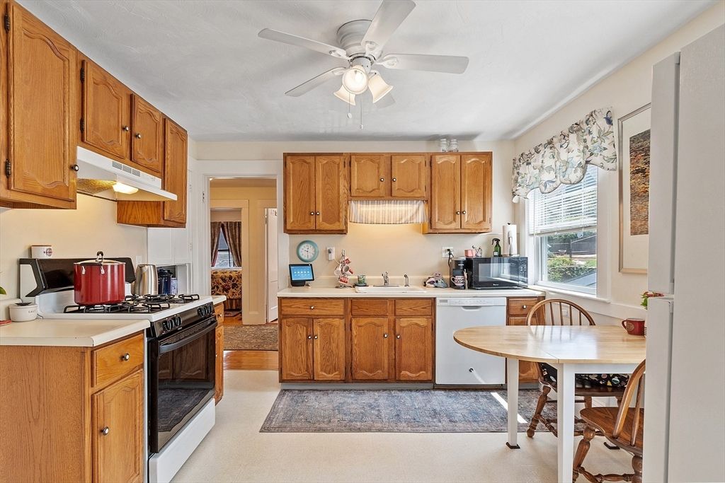 Interior, Kitchen
