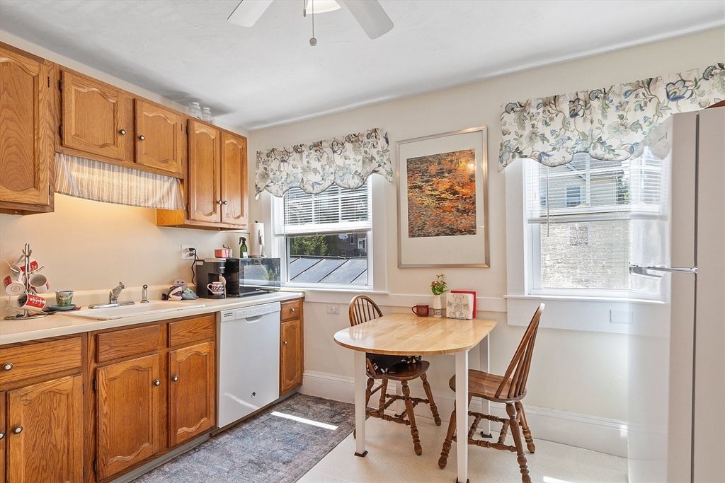 Dining room, Interior, Kitchen