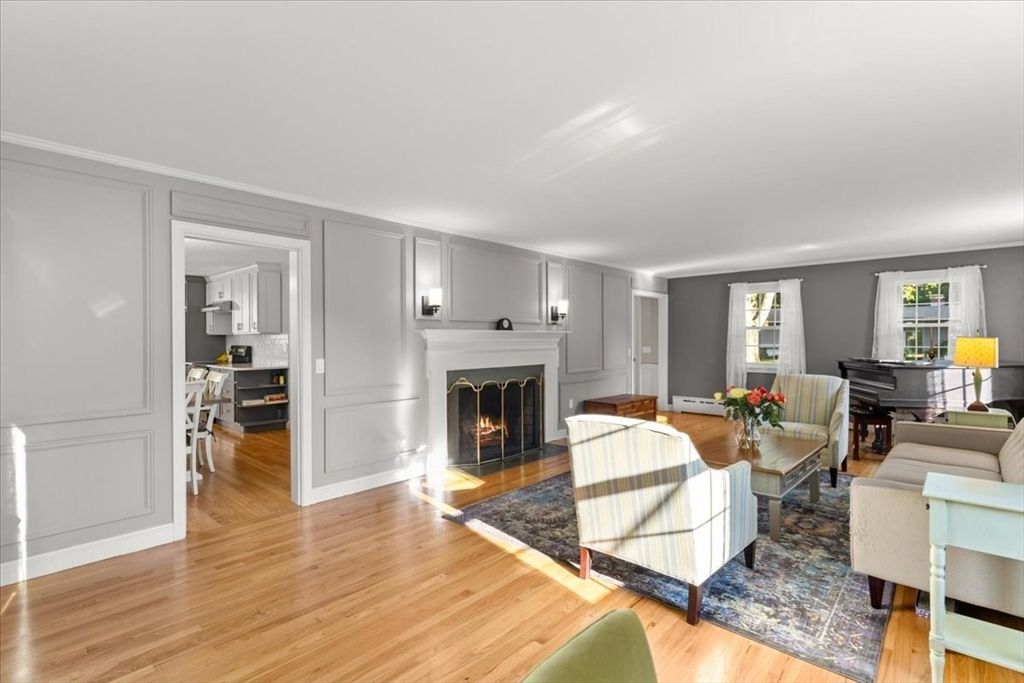 Fireplace, Interior, Living room, Piano, Wood Texture Flooring