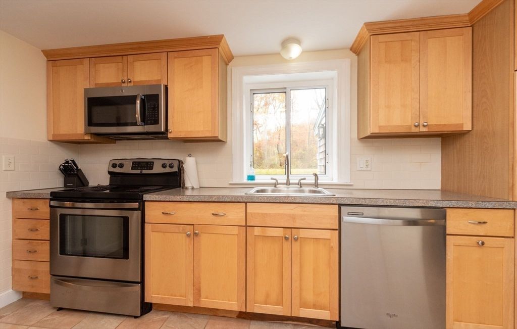 Interior, Kitchen, Stainless Steel Appliances
