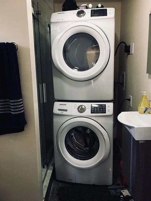 Interior, Utility Closets, Washer