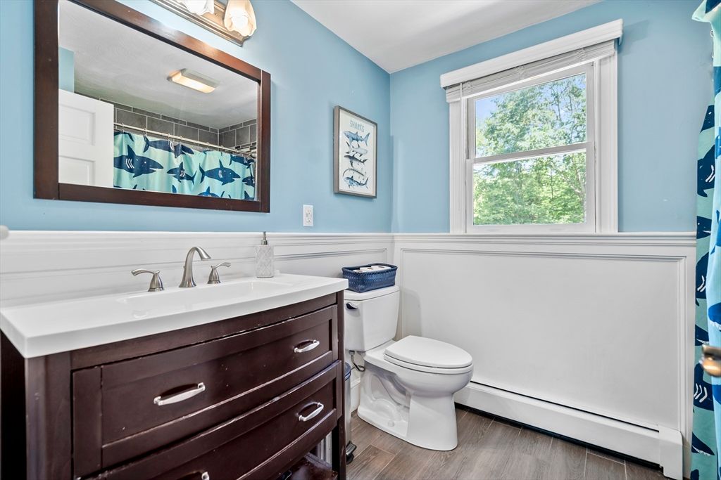 Bathroom, Interior, Wood Texture Flooring