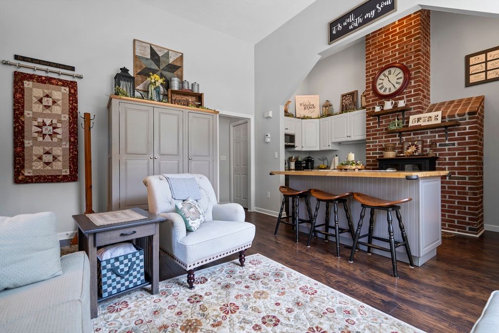 Interior, Kitchen, Stone Walls, Wood Texture Flooring