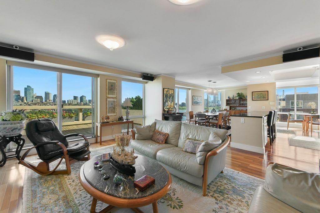 Dining room, Interior, Living room, Pendant Lights, Recessed Lighting, Wood Texture Flooring