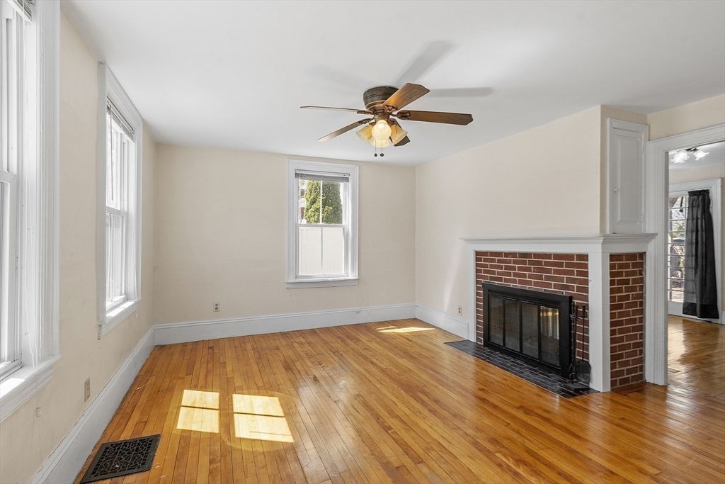 Empty room, Fireplace, Interior, Wood Texture Flooring