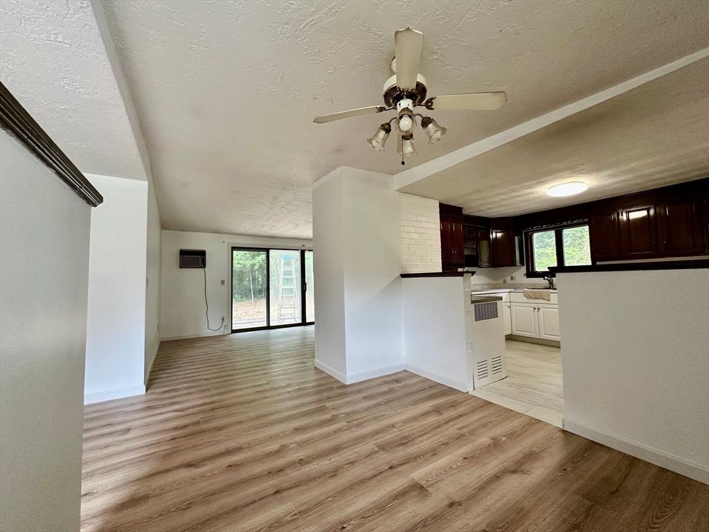 Empty room, Interior, Kitchen, Wood Texture Flooring