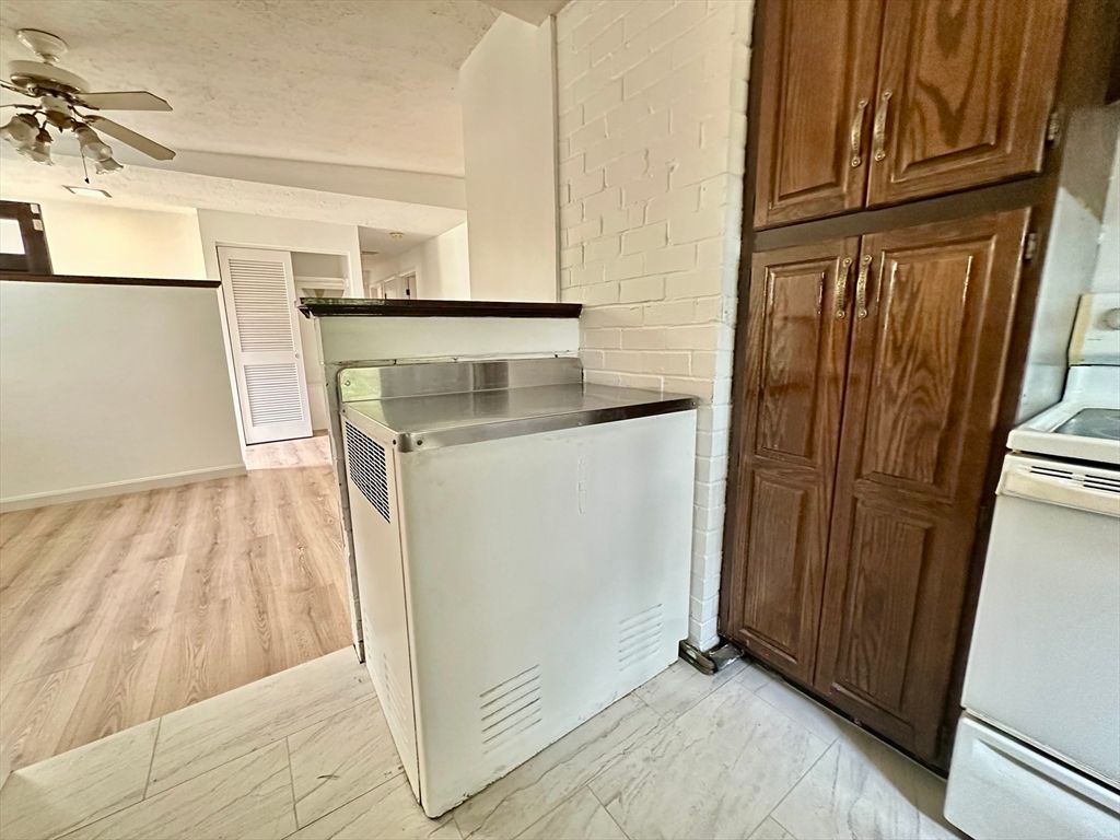 Interior, Kitchen, Wood Texture Flooring