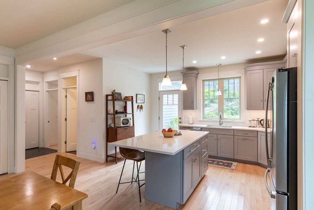 Interior, Kitchen, Pendant Lights, Recessed Lighting, Wood Texture Flooring