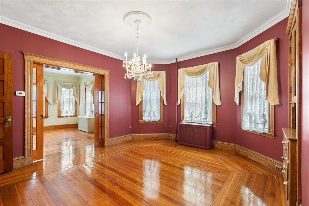 Chandelier, Empty room, Interior, Wood Texture Flooring