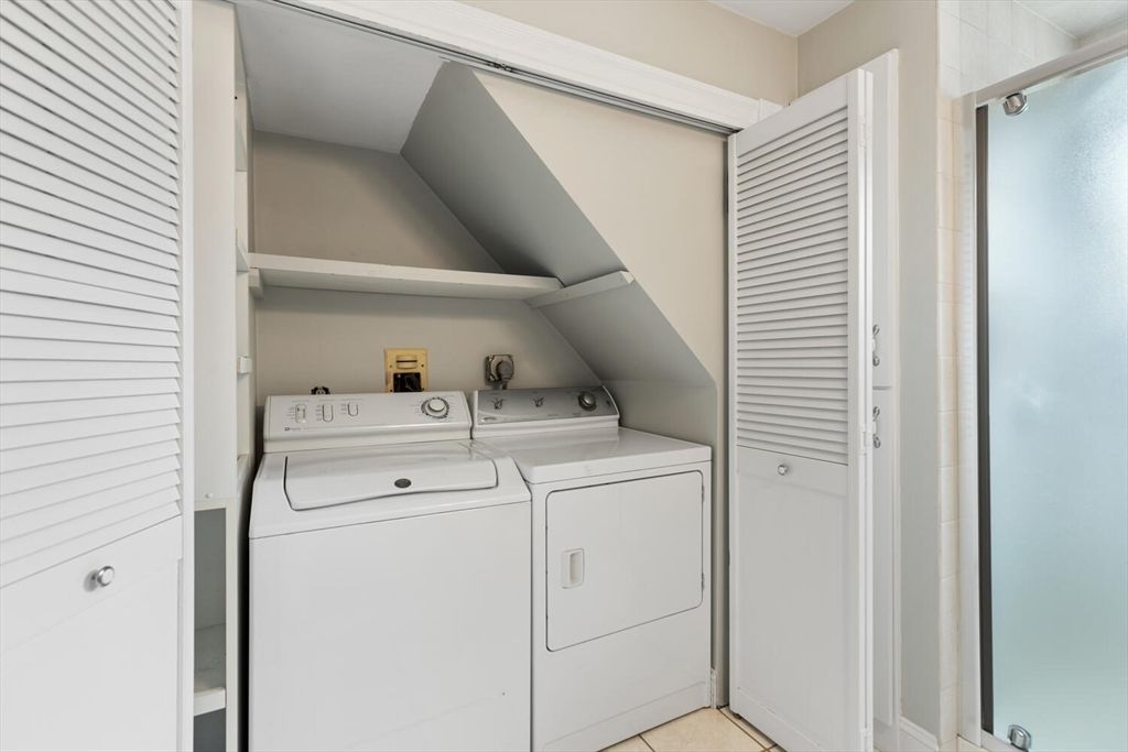 Interior, Utility Closets, Washer