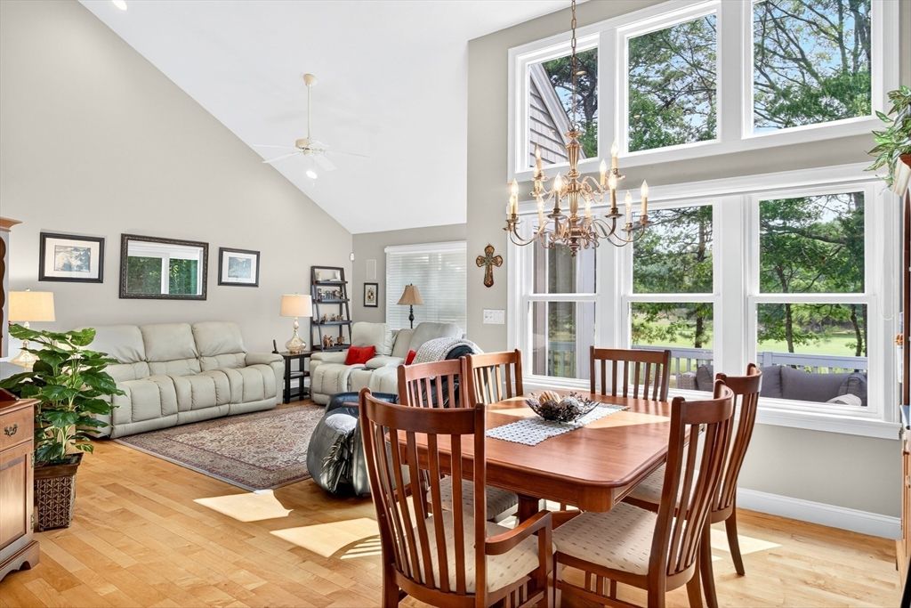 Chandelier, Dining room, Interior, Living room, Wood Texture Flooring