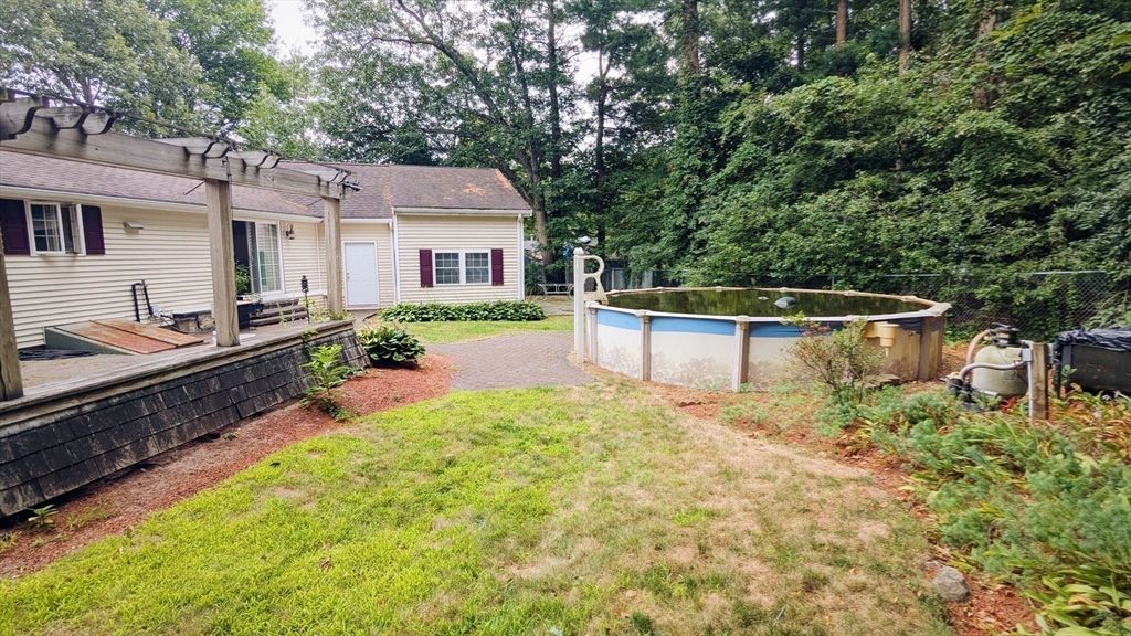 Backyard, Exterior, Pool