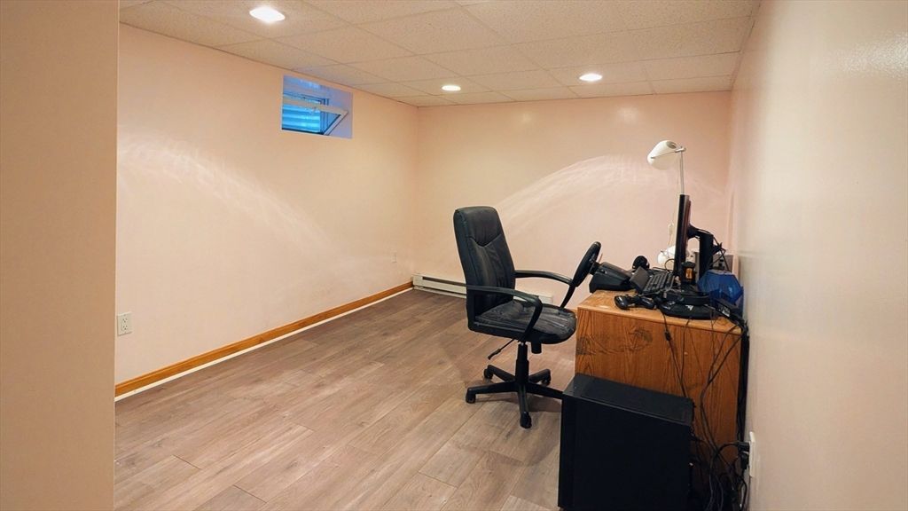 Home Office, Interior, Recessed Lighting, Wood Texture Flooring