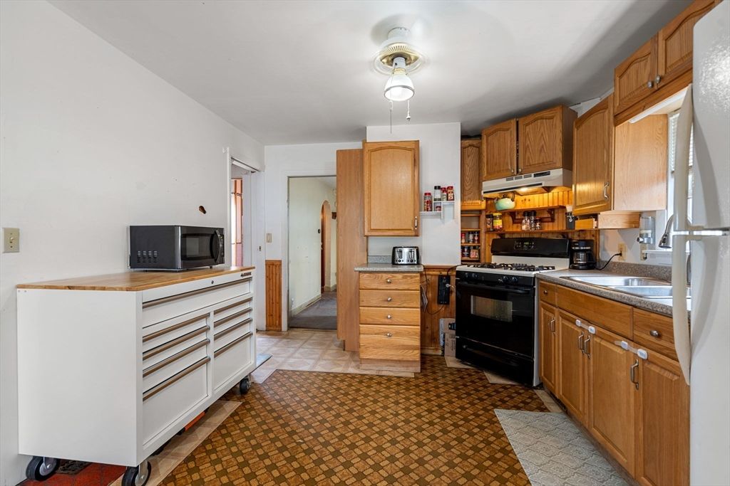 Interior, Kitchen