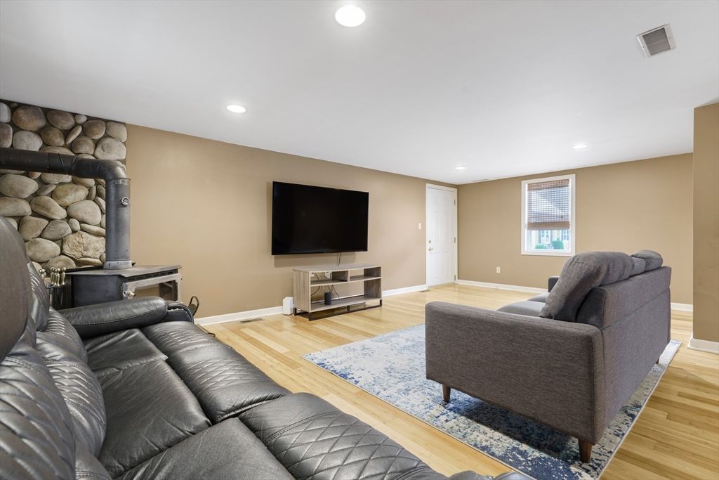 Interior, Living room, Recessed Lighting, Stone Walls, Wood Texture Flooring