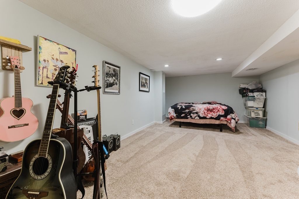 Fitness Equipment, Interior, Recessed Lighting