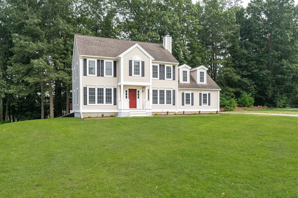 Backyard, Exterior, Facade, Georgian