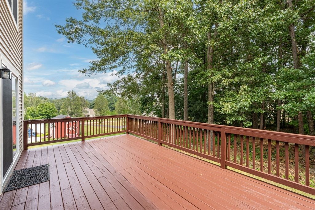 Exterior, Wood Texture Flooring