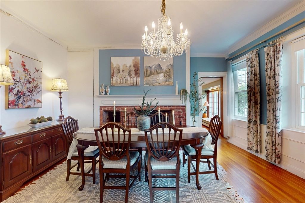Chandelier, Dining room, Interior, Wood Texture Flooring