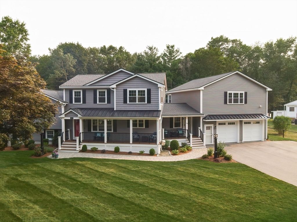 Attached, Exterior, Facade, Farmhouse