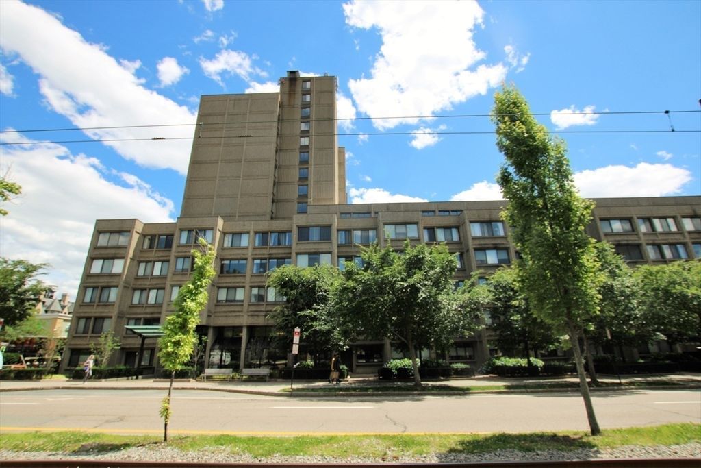 Exterior, Facade, Condo Building