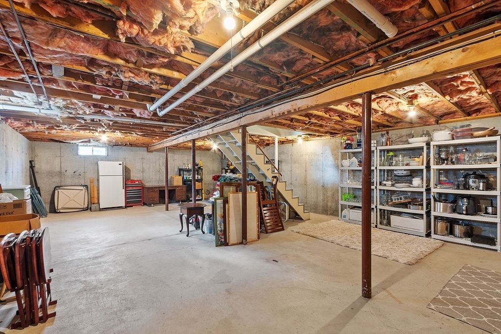 Interior, Wooden Beams