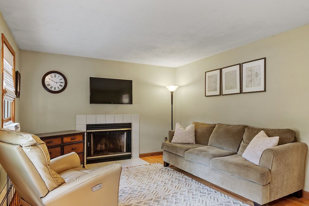 Fireplace, Interior, Living room, Wood Texture Flooring