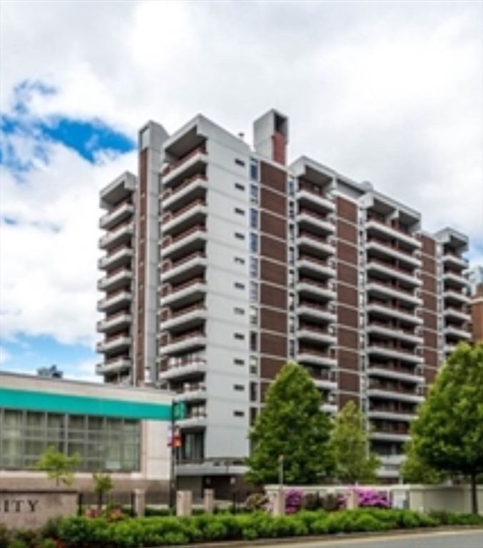 Exterior, Facade, Condo Building