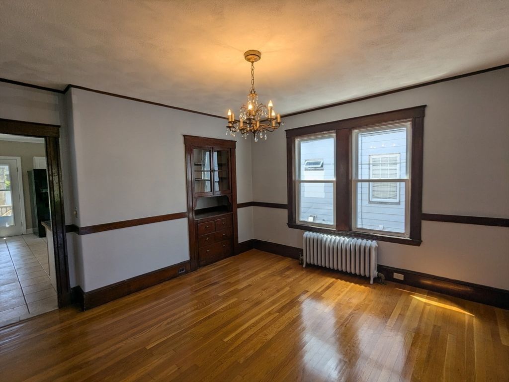 Chandelier, Empty room, Interior, Wood Texture Flooring