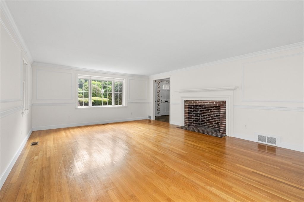 Empty room, Fireplace, Interior, Wood Texture Flooring