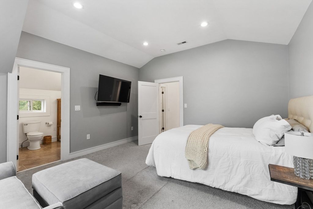 Bathroom, Bedroom, Interior, Recessed Lighting