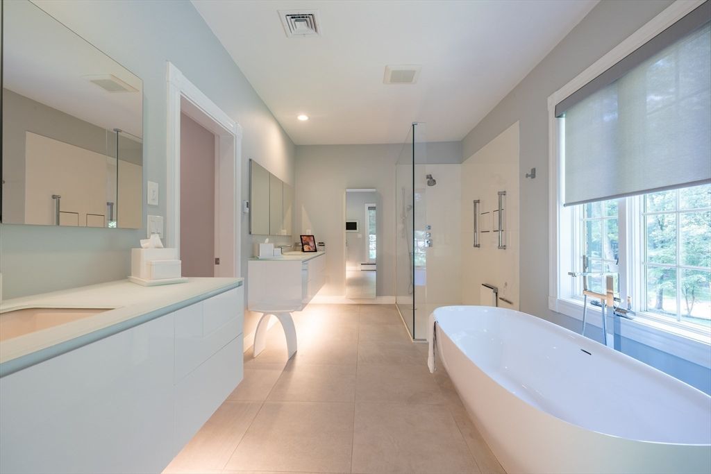 Bathroom, Dual Sink Vanities, Free Standing Baths, Glass Shower, Interior, Recessed Lighting