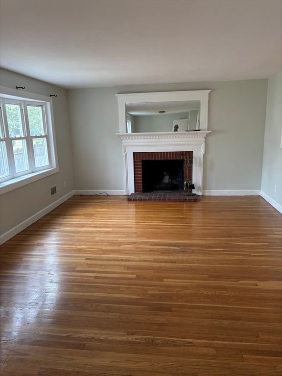 Empty room, Fireplace, Interior, Wood Texture Flooring