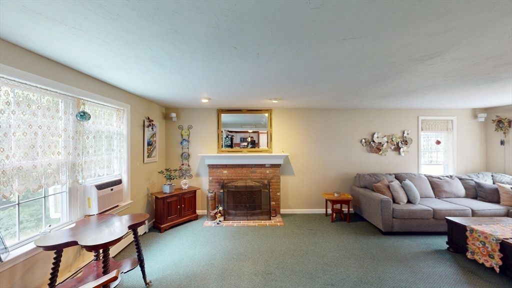 Fireplace, Interior, Living room, Recessed Lighting