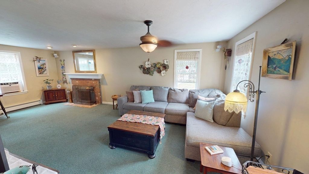 Fireplace, Interior, Living room, Recessed Lighting
